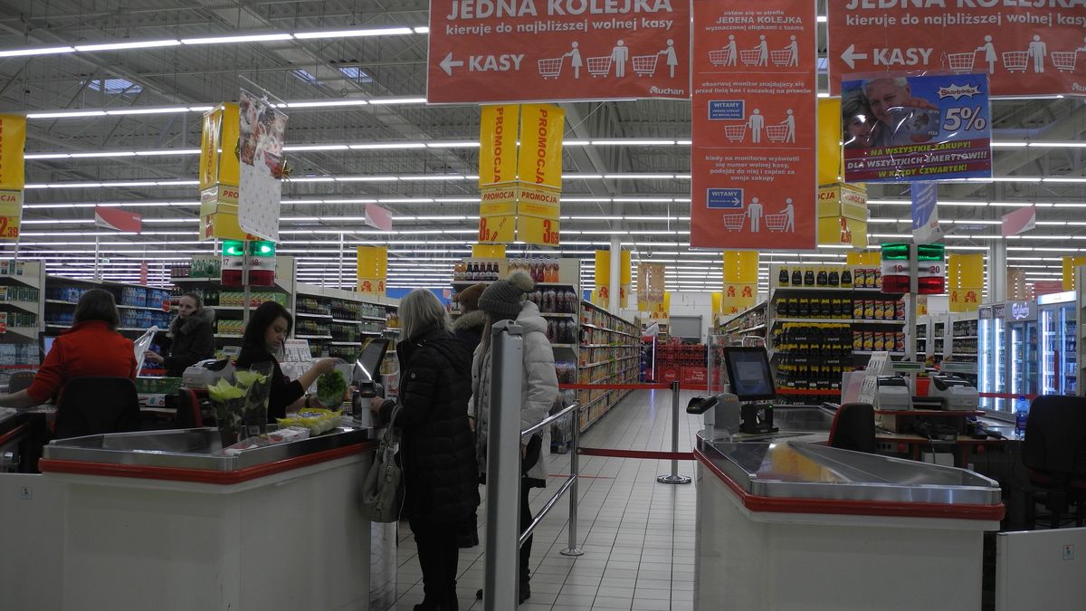 „A víc nám to chutná.“ Silný zlotý zdražuje Čechům nákupy v Polsku, i tak se pořád vyplatí